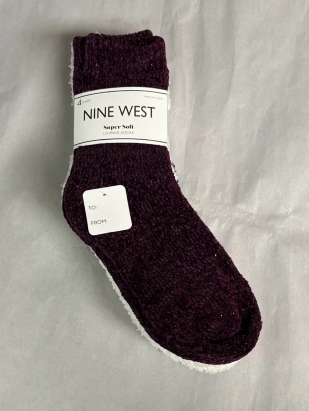 New Nine West Socks Women’s 4 Pair Soft Cozy Plush Fuzzy Lounge Socks Casual